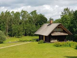 Загородные дома Country Holiday Home Loci Grāveri-1